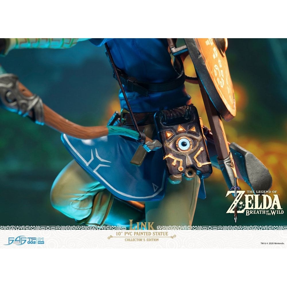 The Legend of Zelda Breath of the Wild LINK Collector